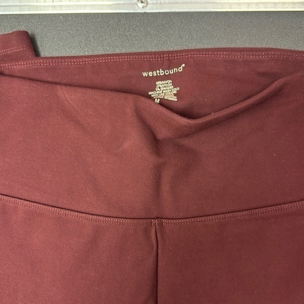 Westbound women’s brick red  or maroon  pull on stretch pant size medium